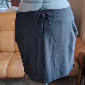 Skort mid thigh length.